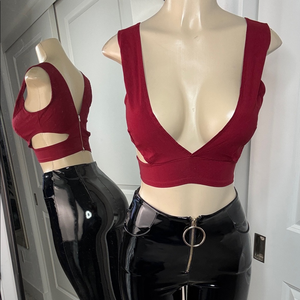 Deep Red Women's Crop Top Charlotte Russe small